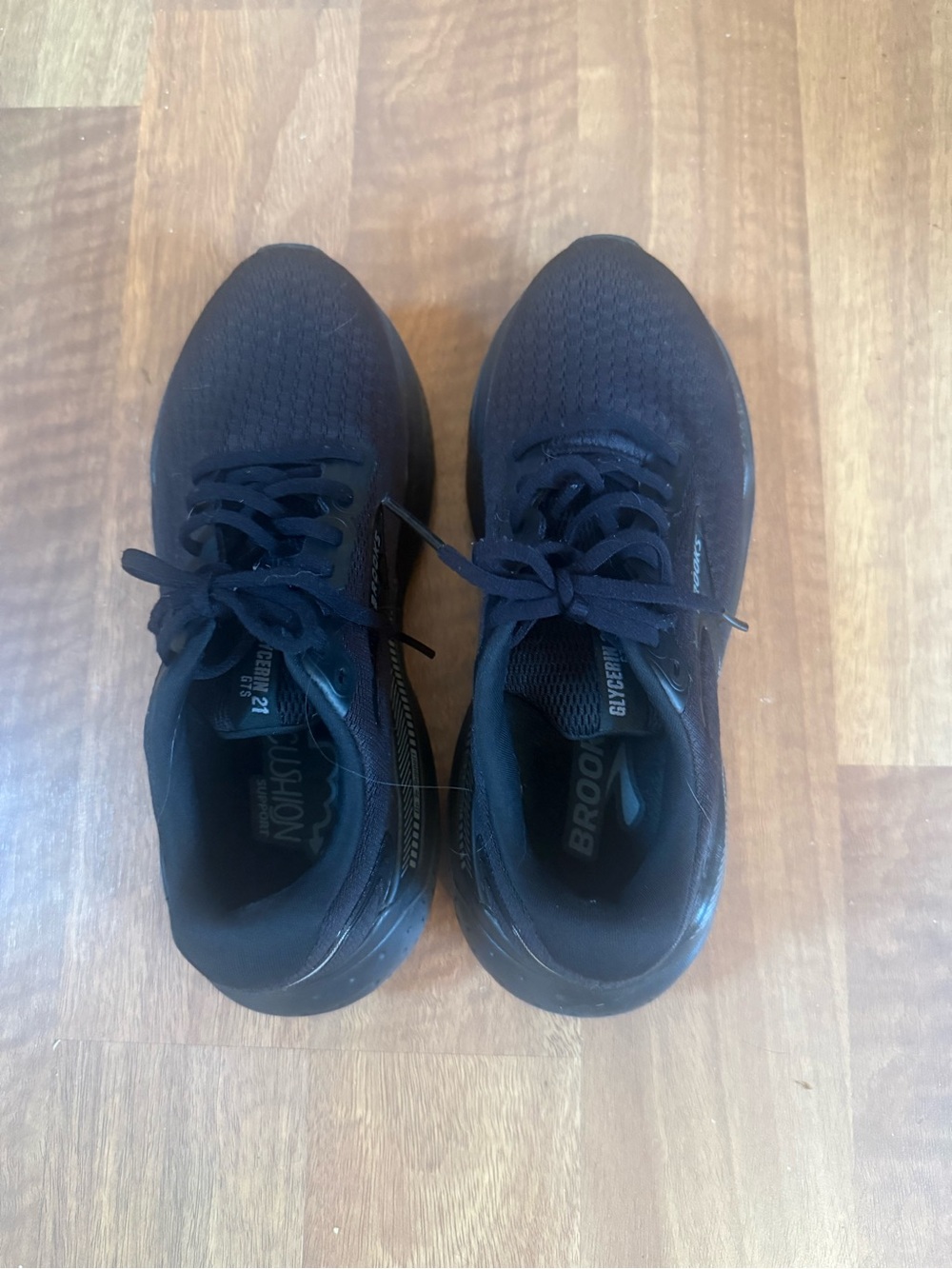 Brooks Women’s Glycerin GTS Black Athletic Sneakers